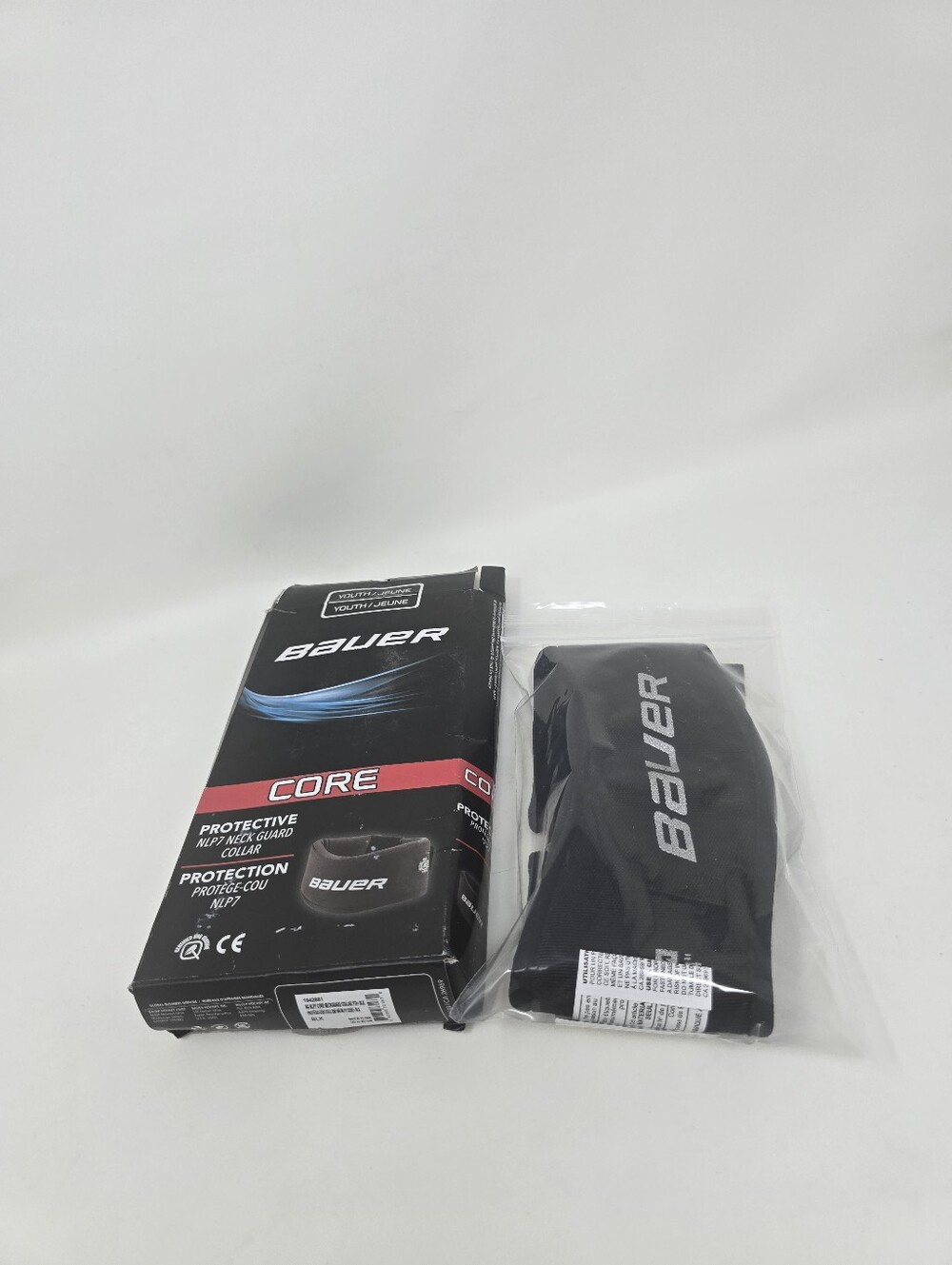 NEW Bauer Core Hockey Neck Guard Neck Protector Youth Small Medium 10-14" Black